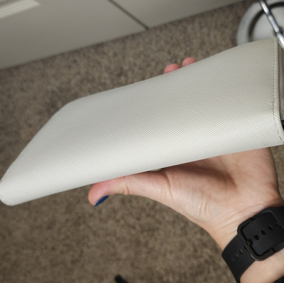 HP!! Betsy Johnson Wristlet Wallet - Picture 6 of 11